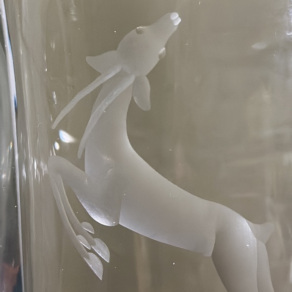 STROMBERGSHYTTAN SWEDEN 8" Crystal Vase with Etched Gazelle - Picture 5 of 12